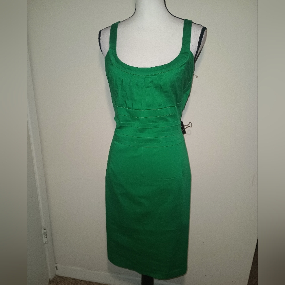 New Directions Green Midi Dress